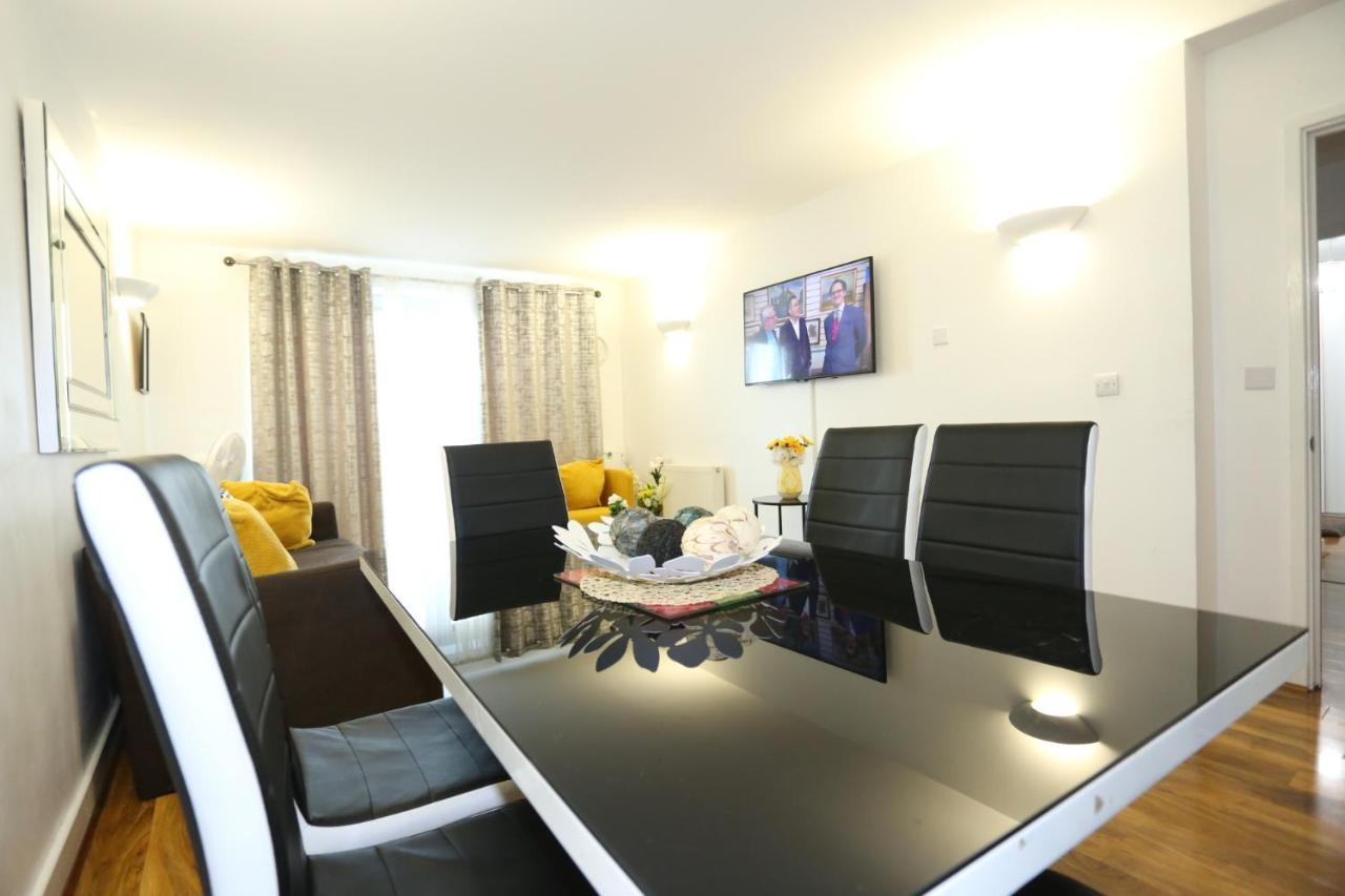 Lovely View 2 Beds 2 Bath Apartment, London Exterior foto