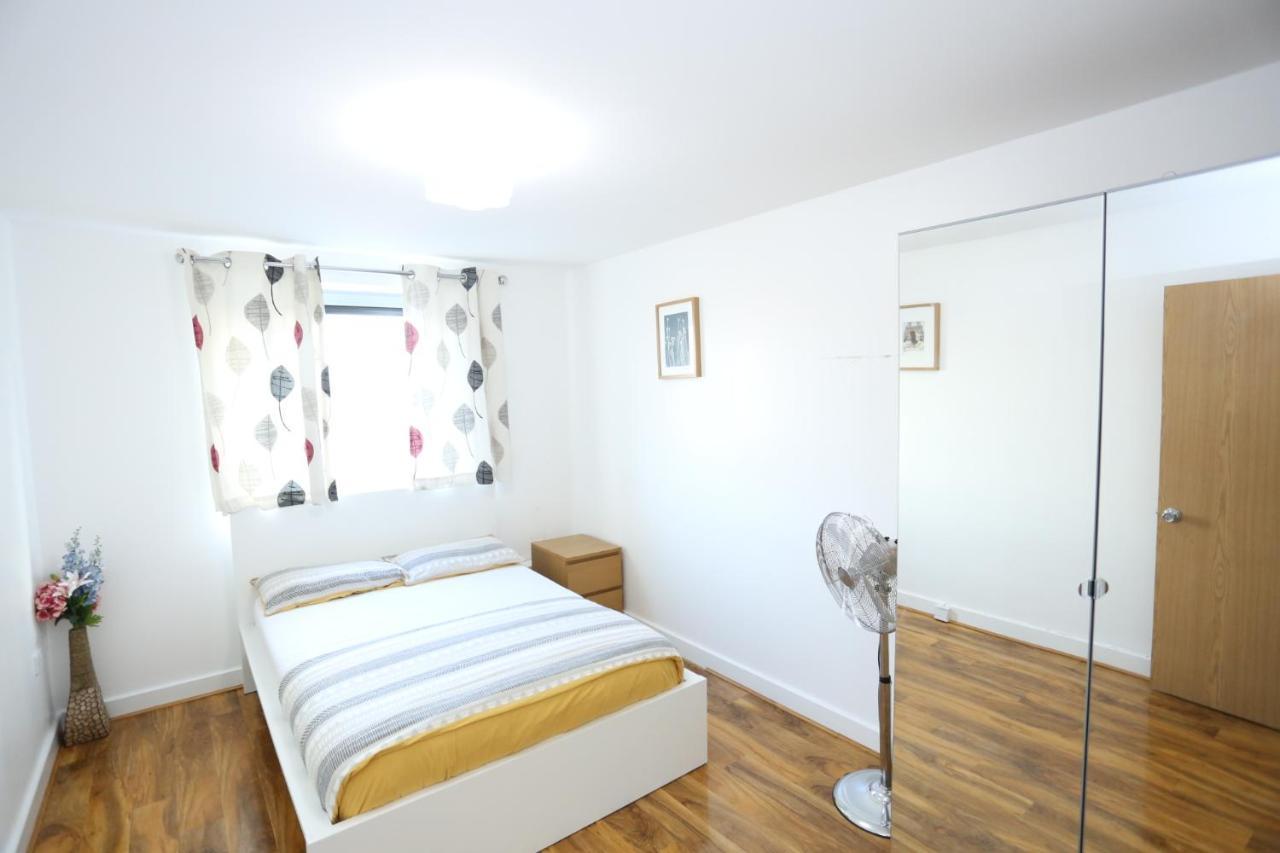 Lovely View 2 Beds 2 Bath Apartment, London Exterior foto